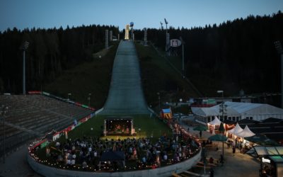 James Kirby bringt internationalen Musikklang in die Sparkasse Vogtland Arena